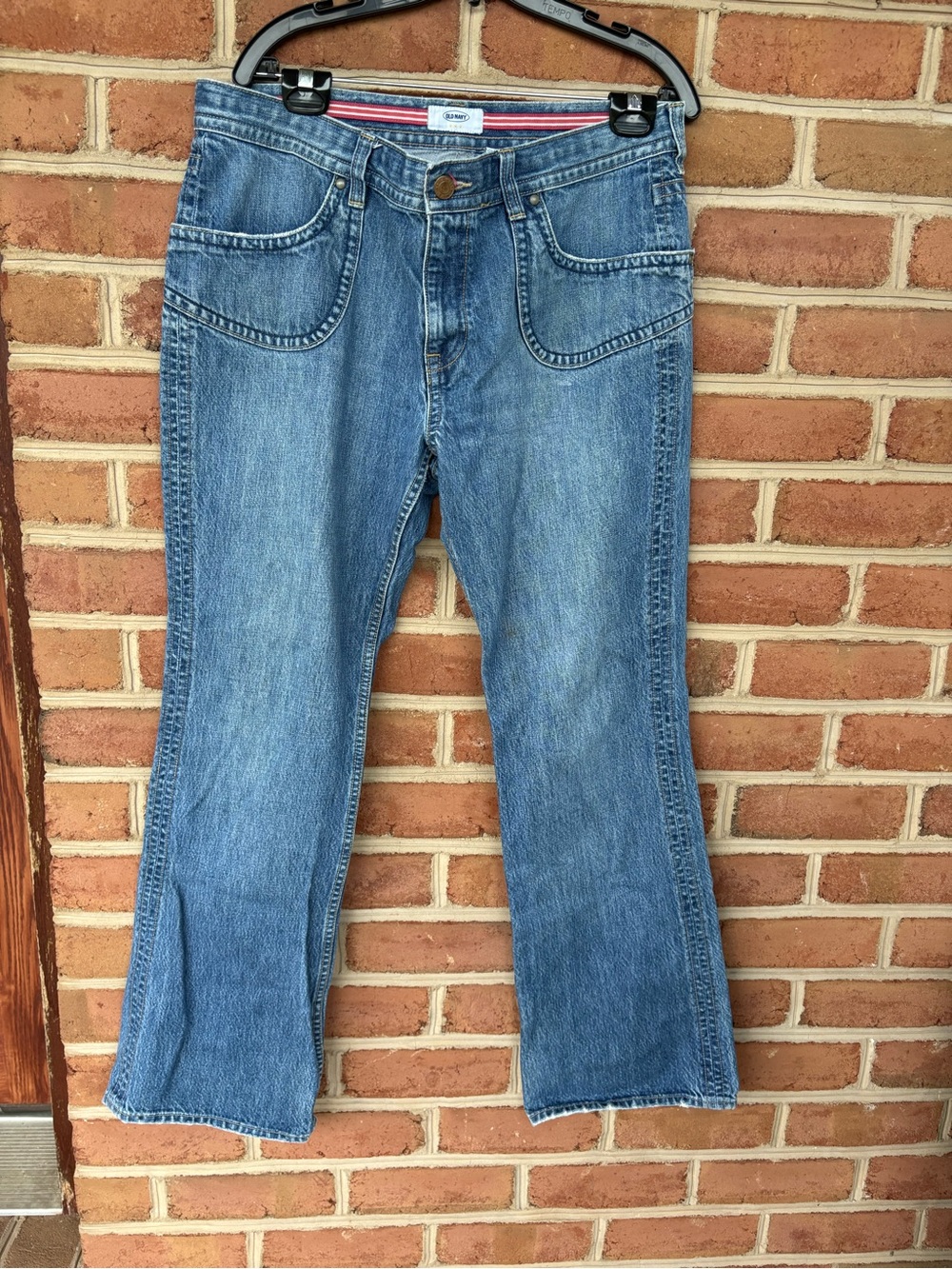 Old Navy Women's Medium Blue Flare Jeans. Fun, fun!
